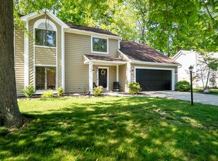 7217 Wood Meadows Ln, Fort Wayne, IN 46835