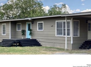 7715 E Loop 1604 S, Adkins, TX 78101