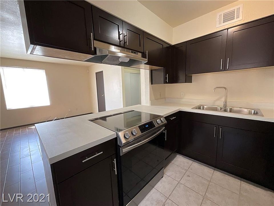 1st image of 4920 Stanley Ave APT 1