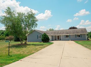 W323S8341 Sara St, Mukwonago, WI 53149