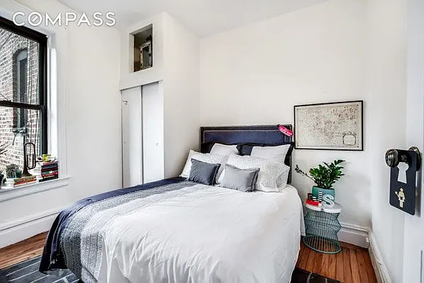 Rented by Compass | media 24