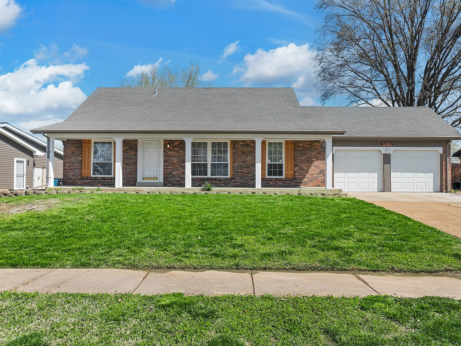 5 bed, 3206 sqft, $5,600 — Photo 1