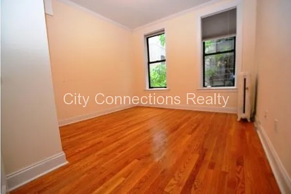 Rented by City Connections Realty | media 4