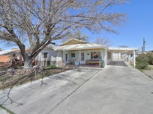 905 Aztec Rd NW, Albuquerque, NM 87107