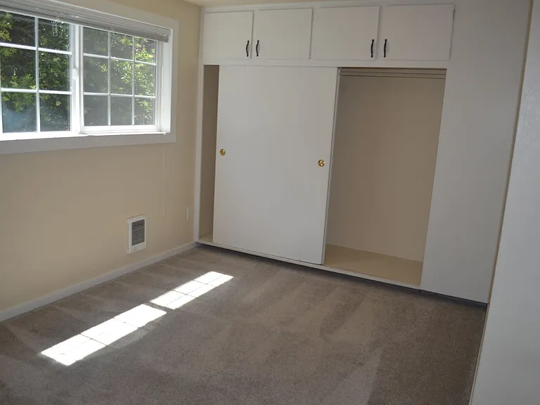 Charming Duplex in Prime Ballard-Fremont Location — Photo 2