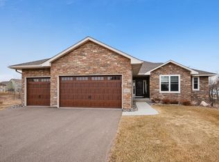 19537 Albany Cir NW, Elk River, MN 55330