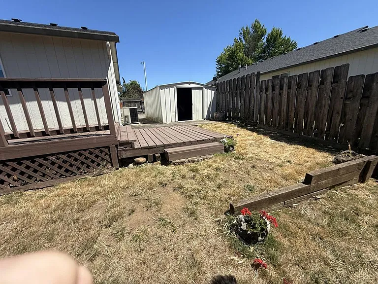 214 NE 170th Ave — Photo 26