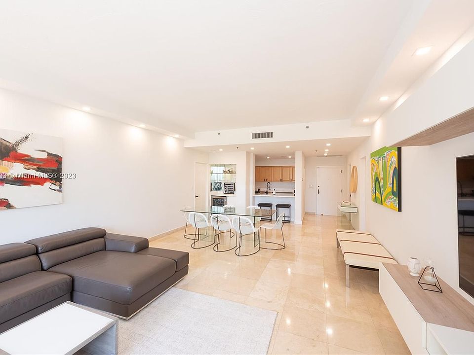 1st image of 251 Crandon Blvd APT 205