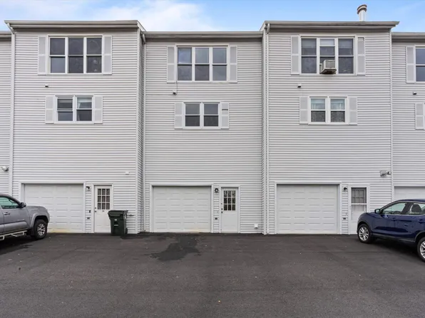 83 Bismark Street, Manchester, NH 03102