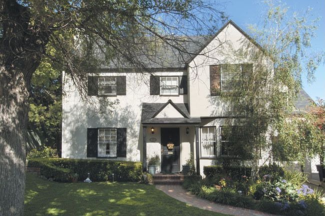 Rossmoyne Colonial Jewel