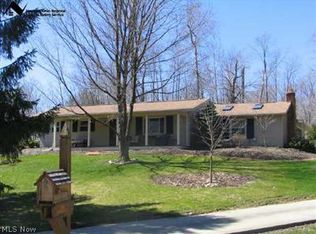 12994 Marilyn Dr, Chesterland, OH 44026