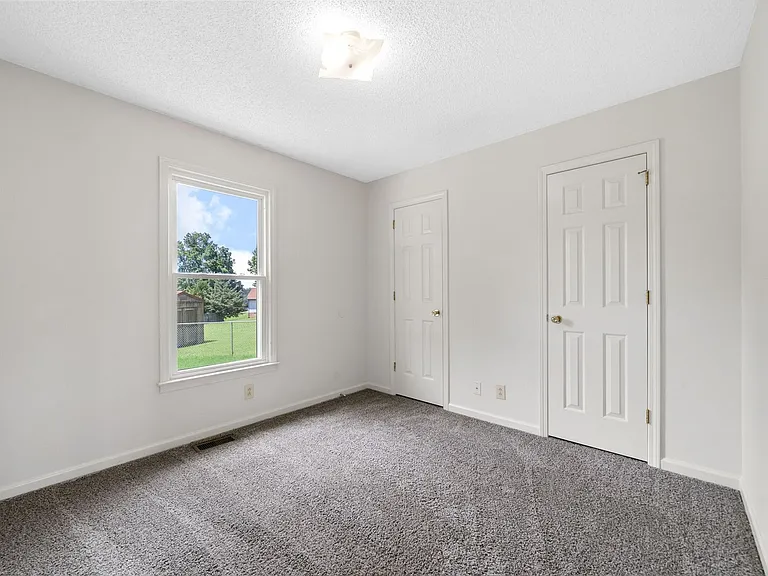 253 Moncrest Dr — Photo 20