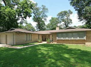 1114 Burning Tree Rd, Humble, TX 77339