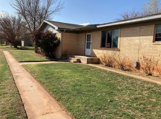 1320 Moody St, Paducah, TX 79248