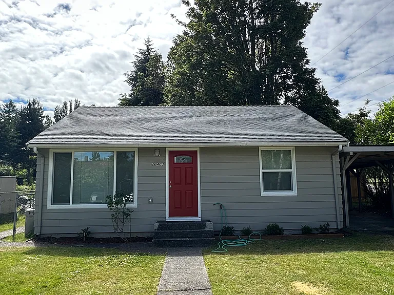 Charming single-level home in West Seattle!