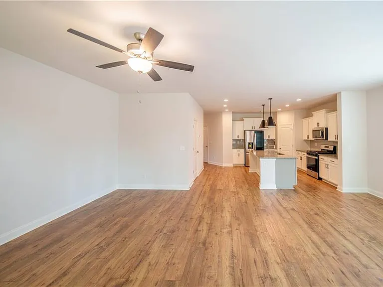 5120 Hillington Way — Photo 23