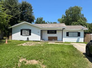 1408 Missouri St, Orange, TX 77630