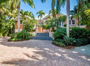 16221 Captiva Dr, Captiva, FL 33924