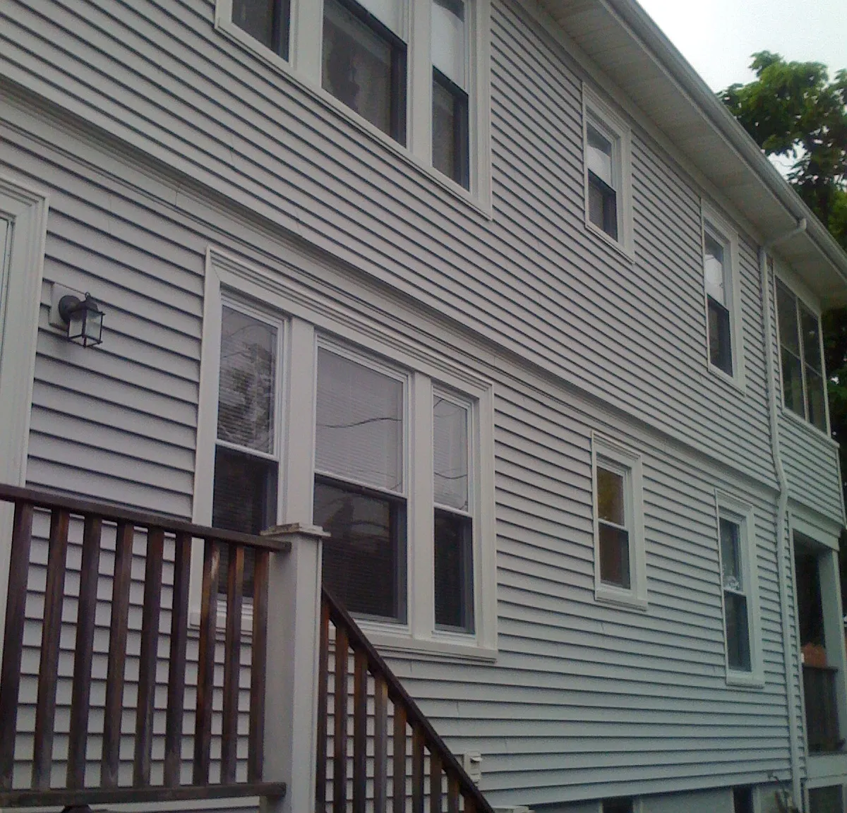 3 bed, 1100 sqft, $2,100 — Photo 3