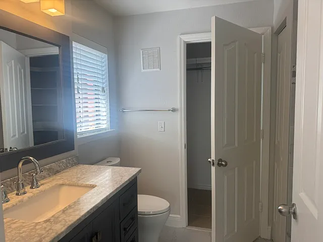 1001 Via Capri Ln #201 — Photo 14