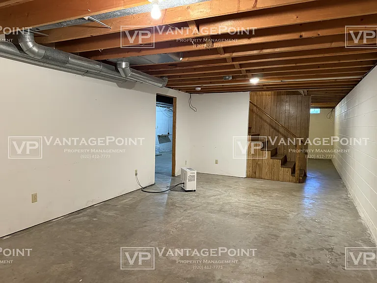 306 Nancy St — Photo 15