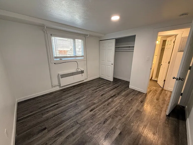 Taylor Apartments — Photo 18