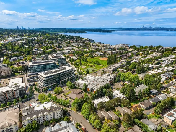 605 5th Street #B302, Kirkland, WA 98033