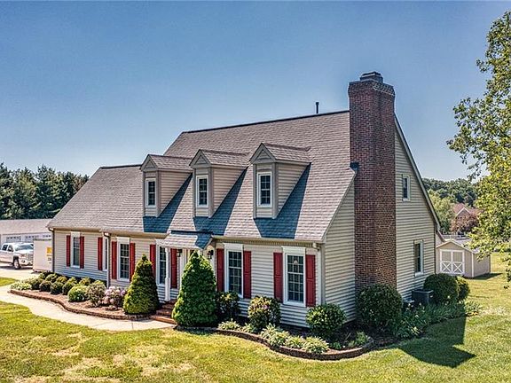 2nd image of 7701 Middle Dr