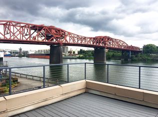 930 NW Naito Pkwy APT K4, Portland, OR 97209