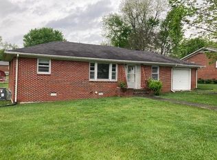 304 W Adams St, Woodbury, TN 37190