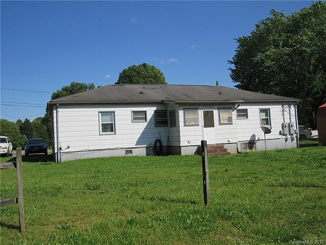 2nd image of 513 Calvary Church Rd