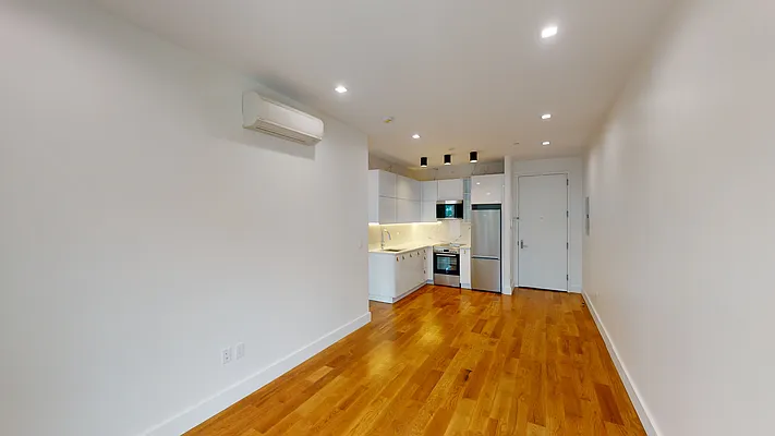 Rented by Verus Real Estate | media 9
