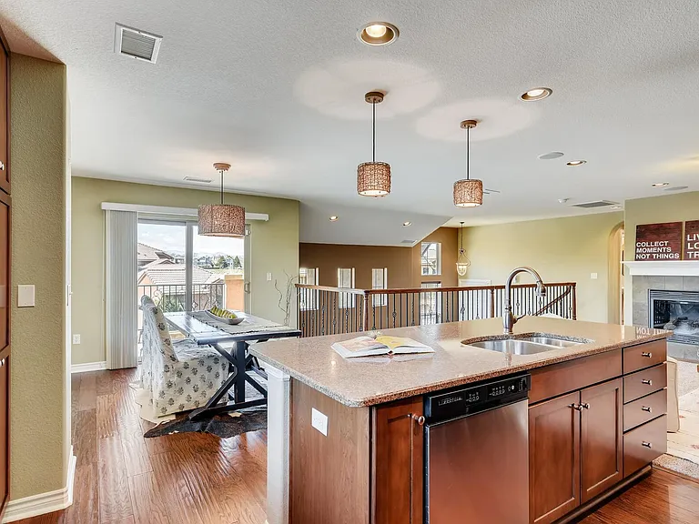 9139 Viaggio Way — Photo 8