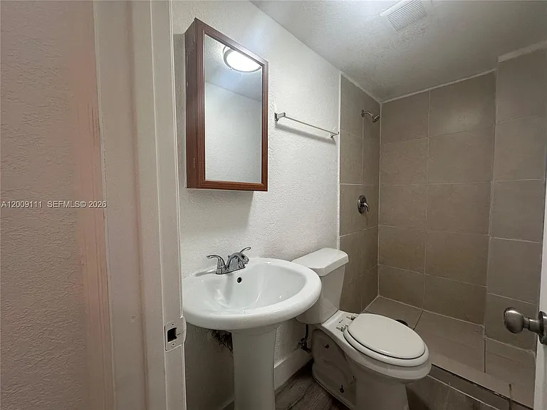 50 NW 79th St #6 — Photo 19