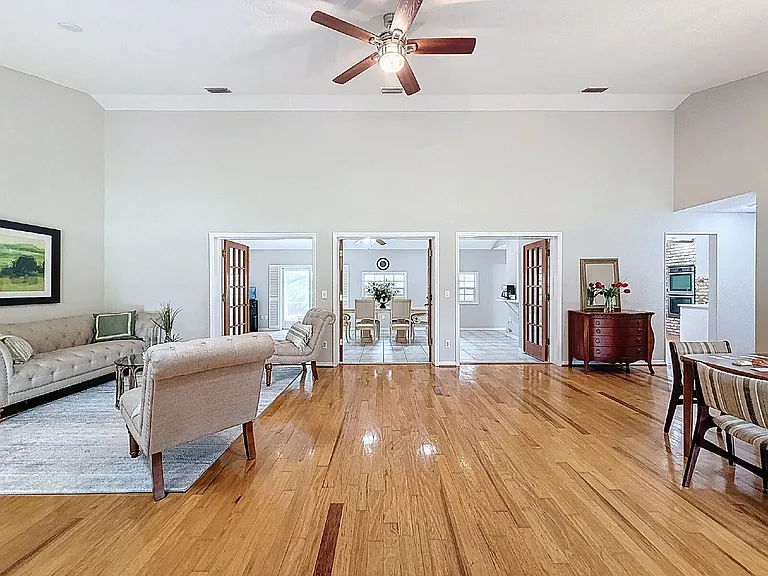 1055 Riverside Ridge Rd — Photo 15