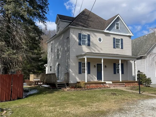 224 1st Ave, Sutersville, PA 15083