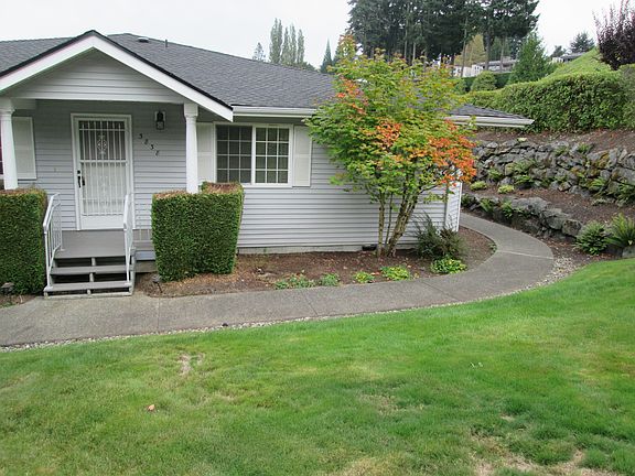 2nd image of 3838 Spadoni Ln