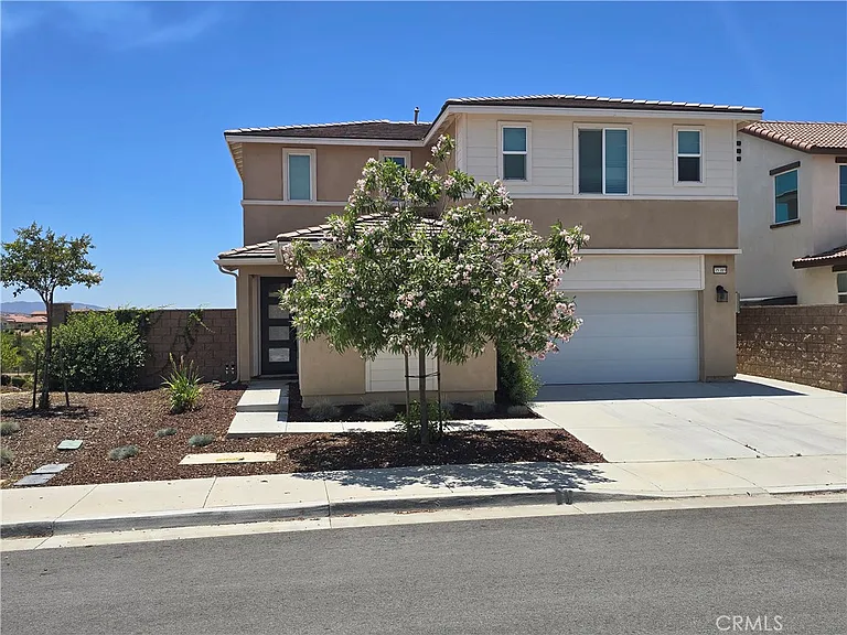 35389 Aubrey Ln — Photo 1