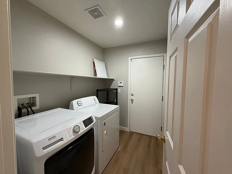 2139 Meadow Green Ave — Photo 28