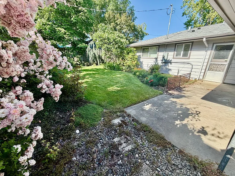 1712 SE 104th Ave — Photo 54
