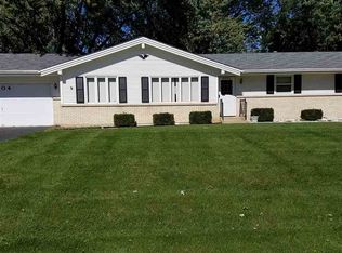 6304 Abington Dr, Rockford, IL