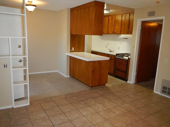 2nd image of 1178 W 7th St