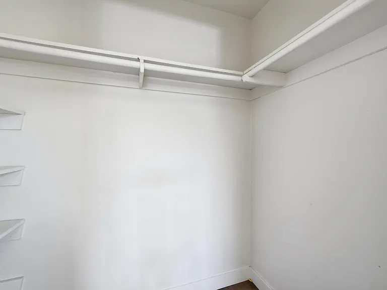 2558 N 40th St — Photo 11