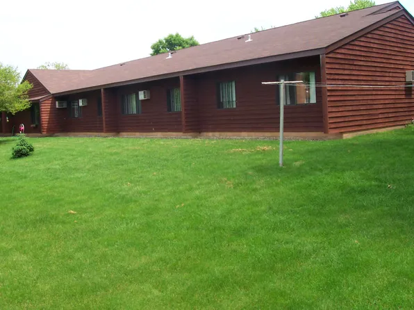 1224 East Ave #110, Saint Charles, MN 55972