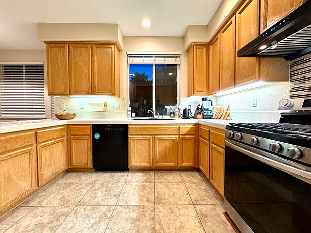 Kitchen - Sink side
