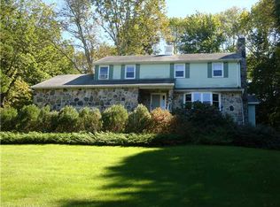 43 Fairy Lake Rd, Salem, CT 06420