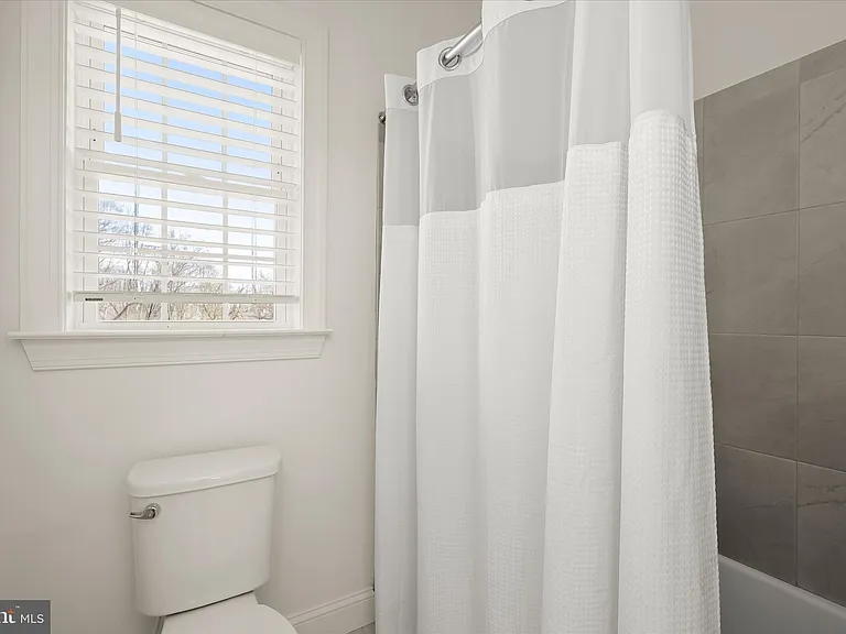 13519 Allnutt Ln — Photo 48