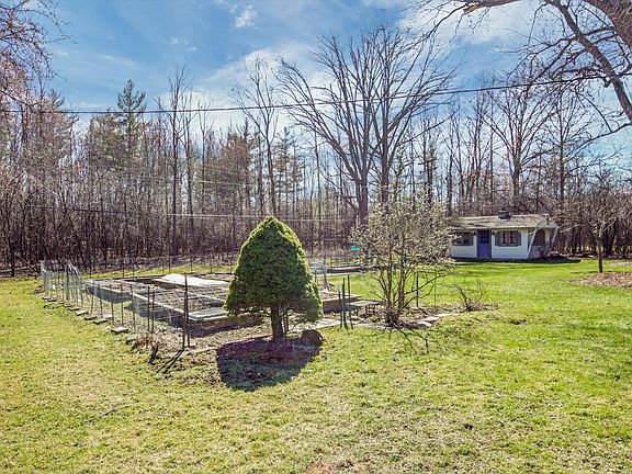 5th image of 23061 Britner Ct