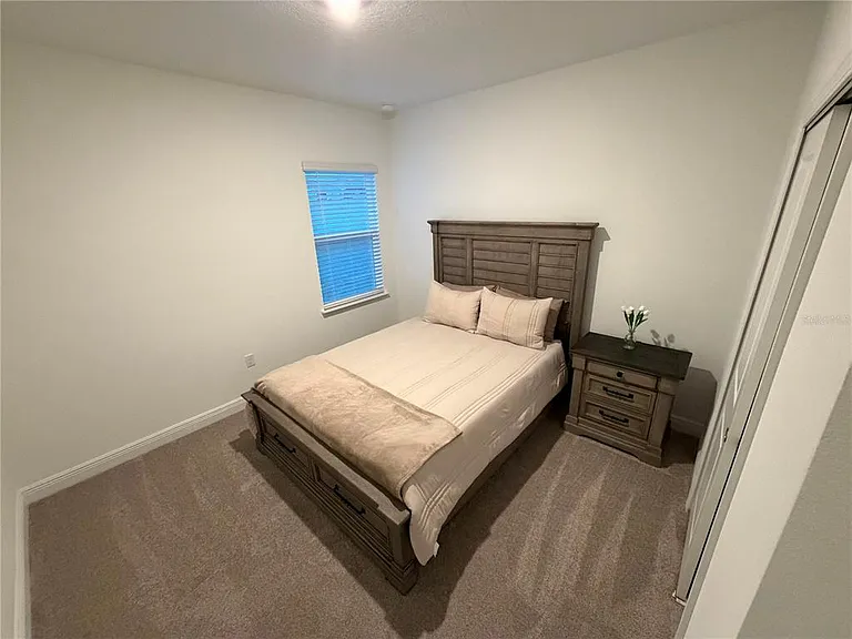 2189 Sunshine Peak Dr — Photo 26