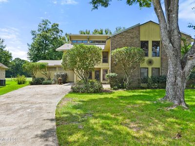 687 Oahu St, Diamondhead, MS, 39525